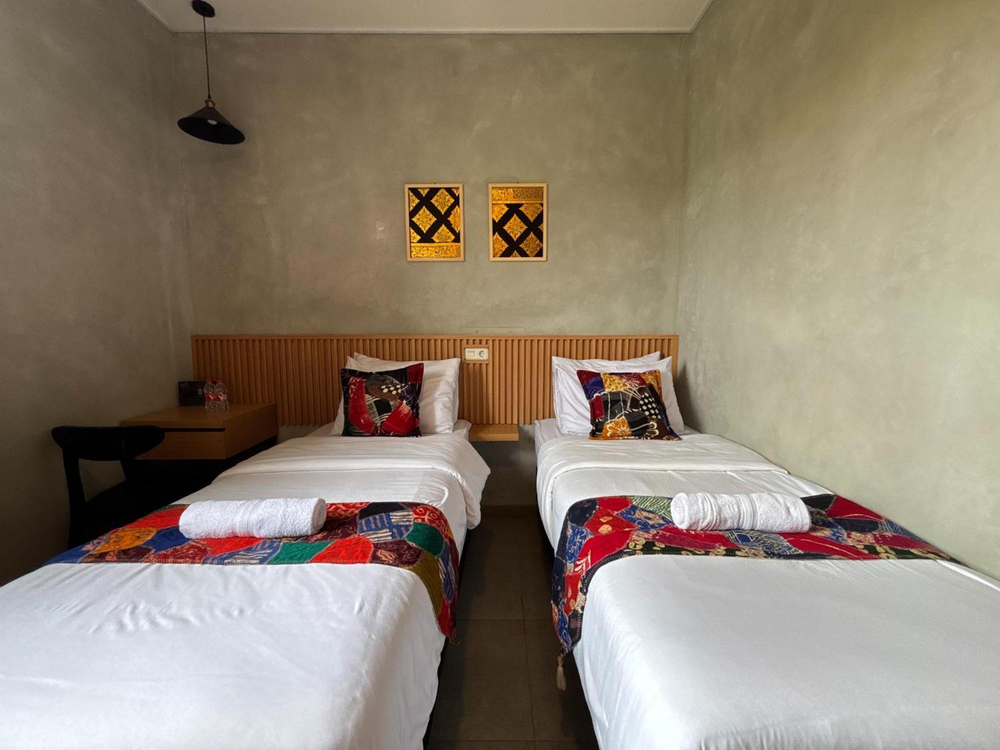 Bed and Breakfast The Cluster Harris Cimahi Exterior foto
